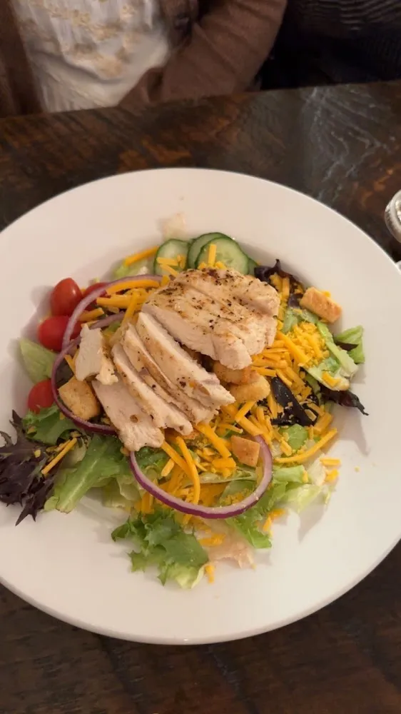 Grilled Chicken Salad